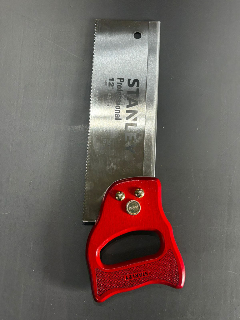 Serrucho Stanley 12"